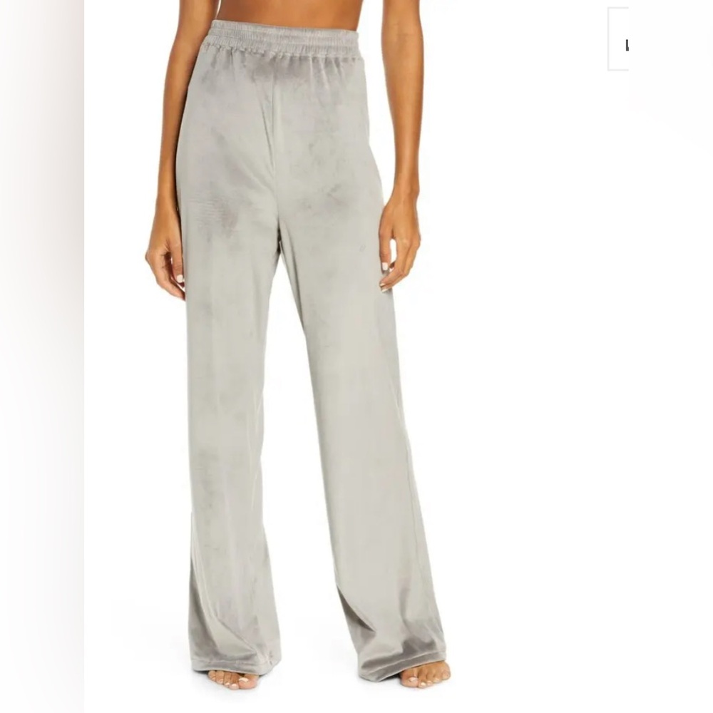 SKIMS Sweatpants